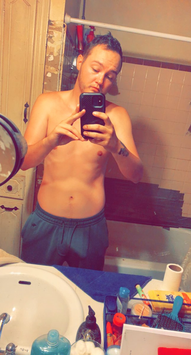 New content being made #contentcreators #sellingcontent #onlyfans #snapchat