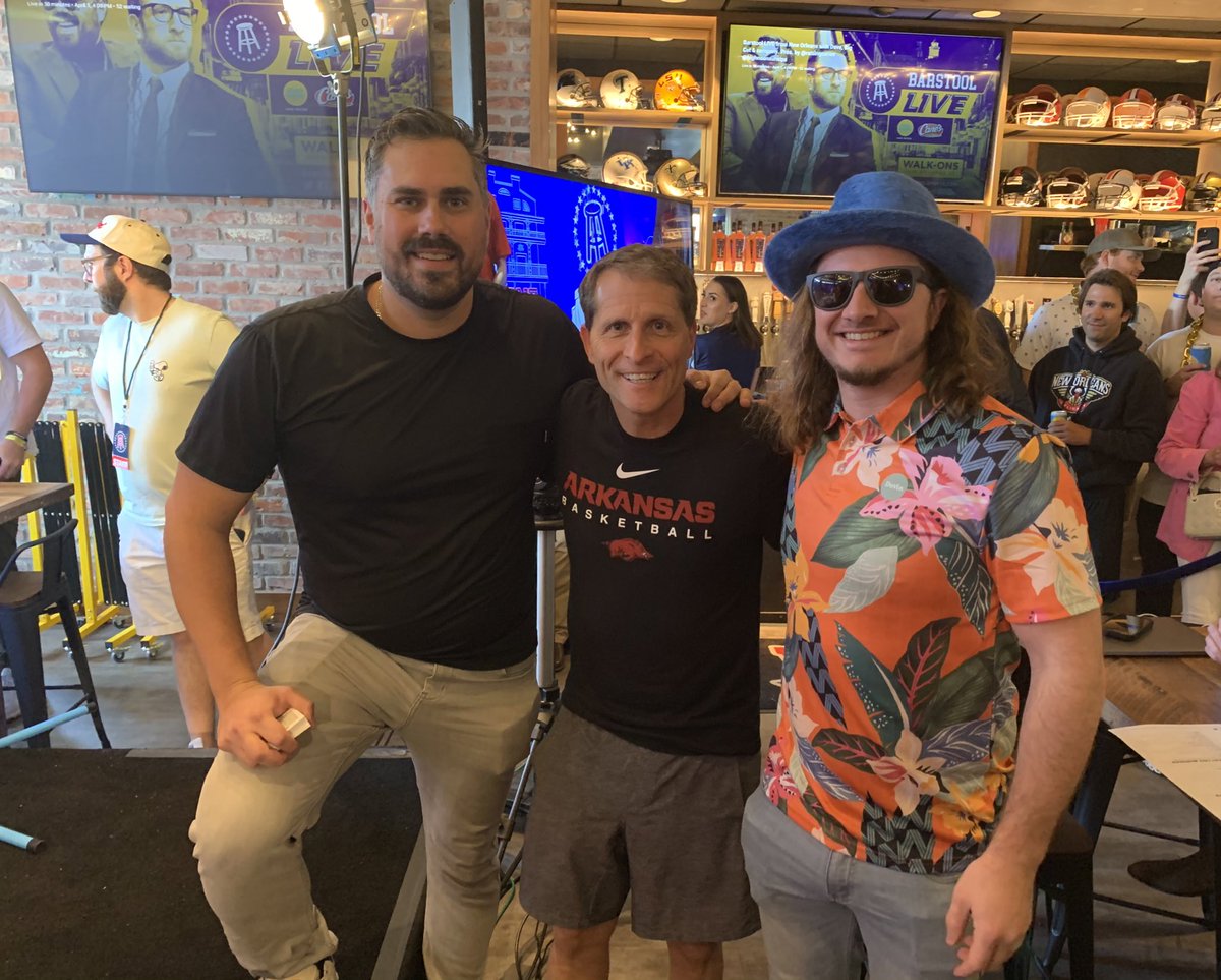 EricPMusselman's tweet photo. Great catching up with @BarstoolBigCat and @PFTCommenter this afternoon in New Orleans! https://t.co/MQtQA3KgYK