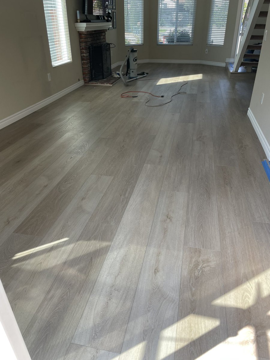 Joyzwish's tweet photo. Renovation DONE…so pretty🤩 Great job by #QualityFlooring https://t.co/y3wVqI08Mk