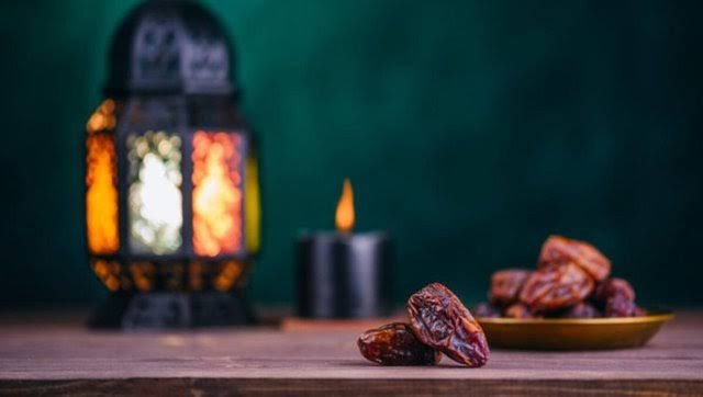 Rasûlullah ﷺ şöyle buyurdu:
 
"Sahur yapınız, zira sahurda bolluk-bereket vardır." (Buhârî, Savm 20)

 #Ramazan  #sahur