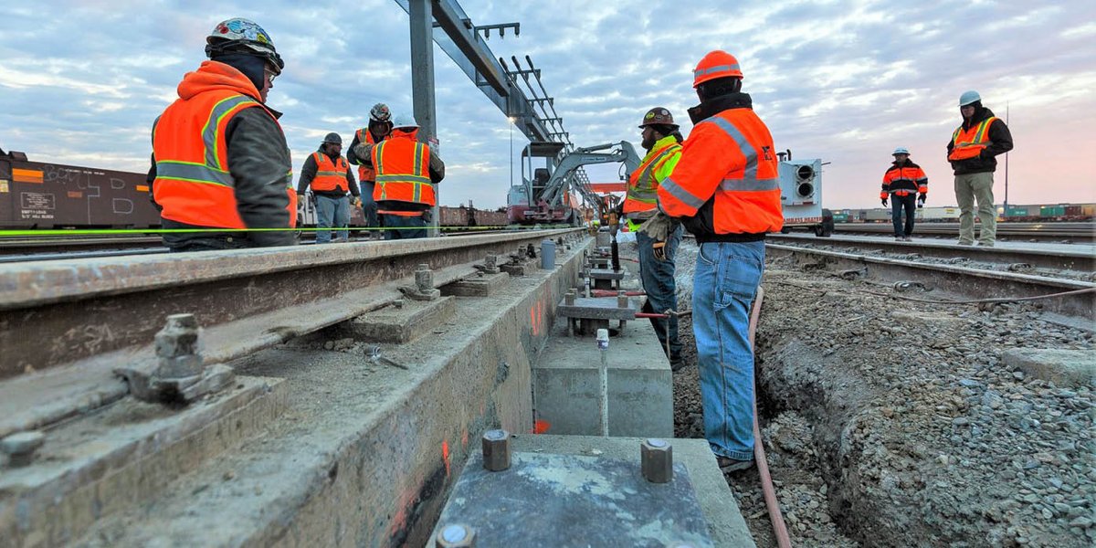 CargoBusiness's tweet photo. From BIL to Dollar Bills – USDOT Solicits Applications for $2.9B in Multimodal Grant Funding by Cecile Entleitner, Blakey &amp; Agnew #capitolwatch #featuredstory https://t.co/MSqZRh3jfb https://t.co/mng85MKZ2I