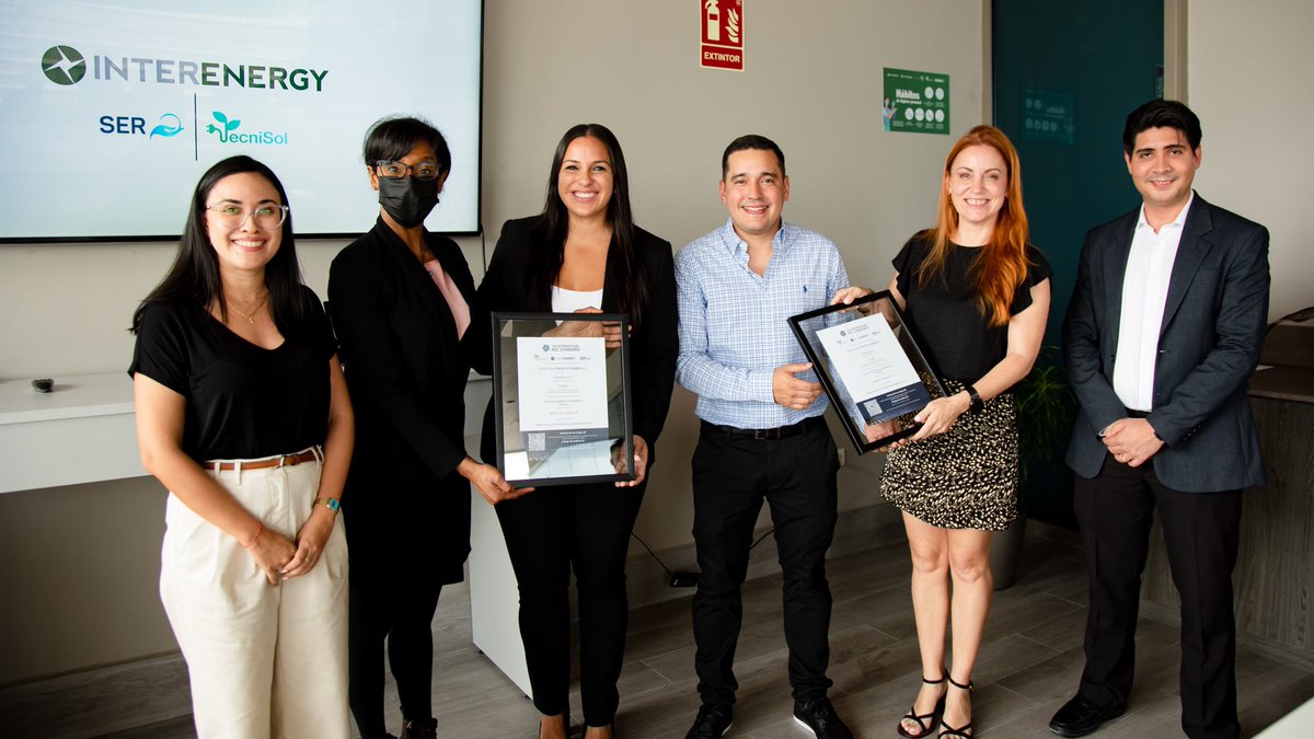 La alegría nos acompañó esta semana al celebrar junto a <a href="/interenergy/">Control</a> y <a href="/MonicaLupianez/">Mónica Lupiañez</a> la entrega de  IRECs, un certificado que garantiza el origen de las fuentes energéticas renovables por 6 empresas panameñas☀️✌🏾💪🏾 #LaTransiciónEnergéticaYaEstáAquí