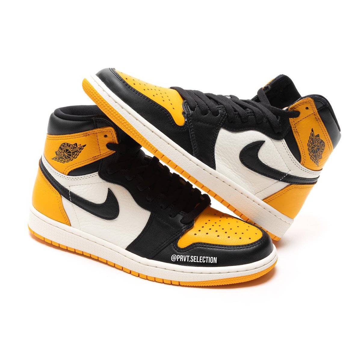 JustFreshKicks's tweet image. New photos of the 2022 Air Jordan 1 High OG &quot;Yellow Toe&quot; bit.ly/3ugtBZ6