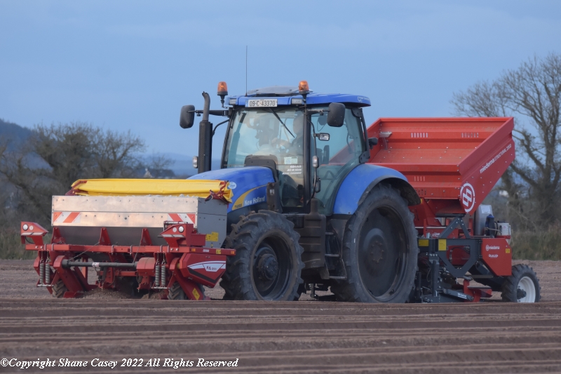 sgcaseyck25's tweet photo. #SpringTillage2022 Today was a really good day. A nice selection of gear in front of the lenses this evening and even got the drone airborne after its repair. More importantly I collected my father from hospital after 9 weeks in hospital and rehab. https://t.co/mS0C2KByGE