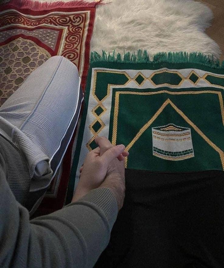 ii_e13's tweet photo. أصلحني وأصلحه لنلتقي صالحين❤️ https://t.co/DMCON96qk1