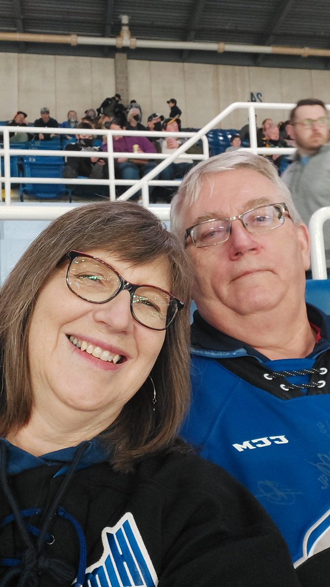 MarlaMac0920's tweet photo. @CBEHockey @SJSeaDogs  #subwaytweetyourseat  section K @iraca https://t.co/qZuTnOyXvD