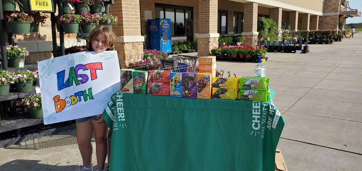 JHS_Statistics's tweet image. Might be wishful thinking, but we are hoping tonight will be our last booth for the season!! Kate is sitting at 1378 sold and trying to reach 1500!! Come see us at Morton Kroger til 8 or let us know what you want and we will deliver!