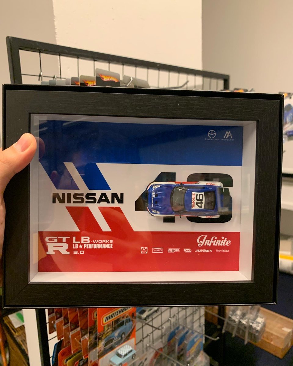dailydiecastsg's tweet photo. Very cool Nissan GT-R in a display frame! #gtr #nissan #nissangtr #bre #lbwalk https://t.co/KnMa3revM0