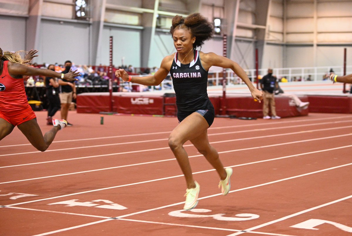 GamecockTrack's tweet photo. W 200 Meters | Jayla Jamison with a PR of 23.44 in the 200 meters to finish 11th. Tierra Frasier in 22nd with a time of 23.67. #Gamecocks 

11. Jayla Jamison – 23.44
22. Tierra Frasier – 23.67 https://t.co/m4IWdlCVfj