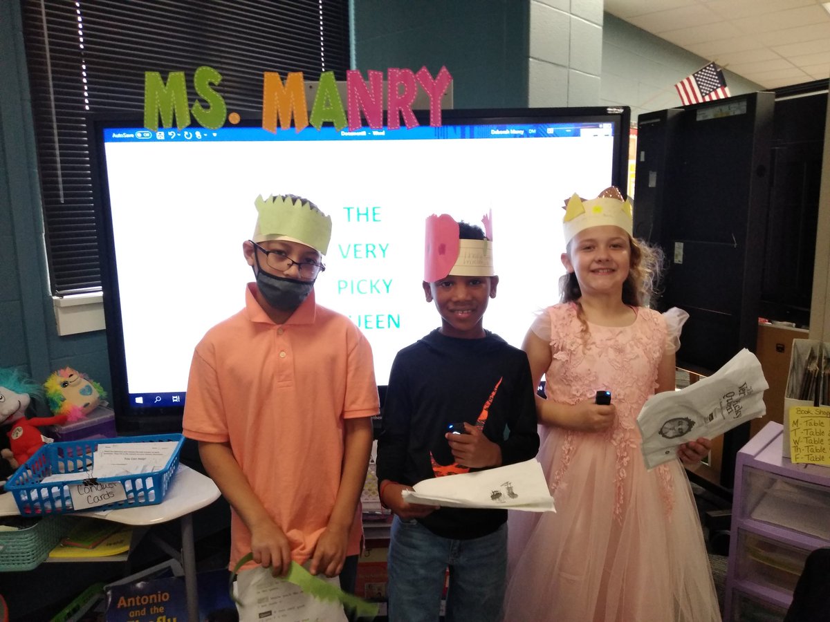 ManryMs's tweet photo. Performing our plays! And the Oscar goes to...
#2ndtoNone
@SheridanCFISD https://t.co/M6JGrXbjcO