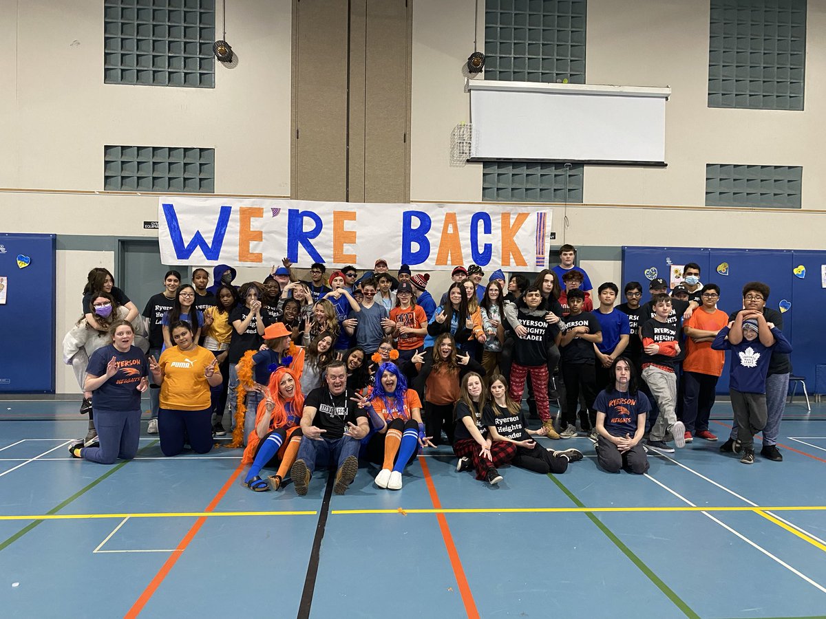 j_cohoon's tweet photo. Our first assembly in 2 years!  Who has more fun than Ryerson Heights Grade 8's?
⁦@GEDSB⁩ ⁦@RyersonHeights⁩ ⁦@MsPenrice⁩ https://t.co/tqAFv6jgQ2