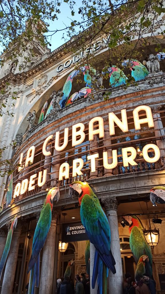 La alegría de vivir, sus las metáforas y los costumbrismos de <a href="/_LaCubana/">La Cubana</a>. #AdeuArturo