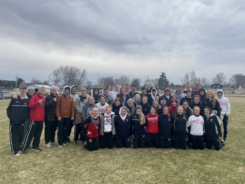 Great day at GICC MEET! Boys and girls TEAM CHAMPS! 🥇🥇