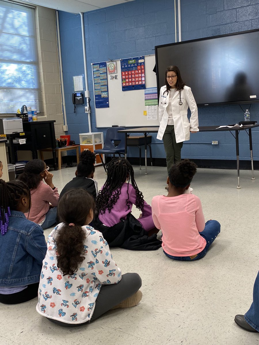abrunson1311's tweet photo. Career Day was amazing! What a great way to kick off Spring Break! My kids couldn’t stop talking about making lotion and bath bombs! @PowersFerryES @CobbSchools https://t.co/khiskvB1i9