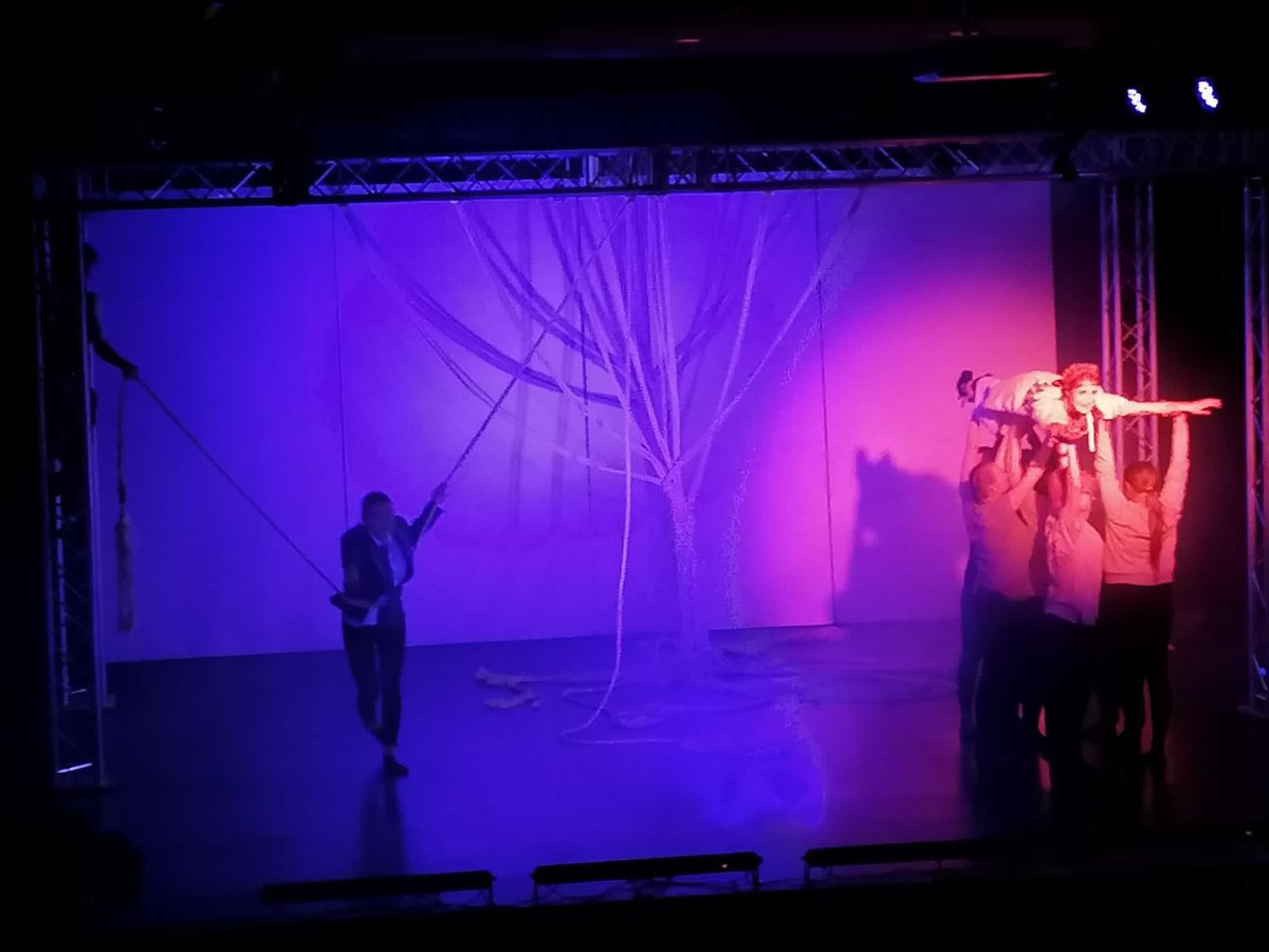 DramaatLC's tweet photo. Couldn’t be more proud of what our BTEC Acting students achieved tonight! Thank you so much to everyone who came to support our cast who have worked incredibly hard to put this fantastic piece together! Feeling very lucky to be a part of this one 🤩🤯👏 https://t.co/8vC4F2S7yI