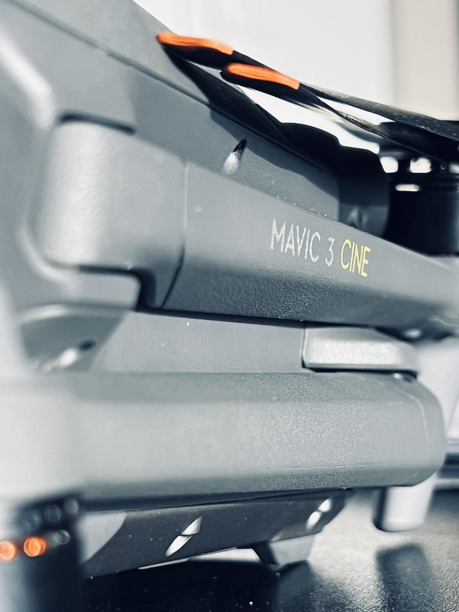 DubEra.com tweet media