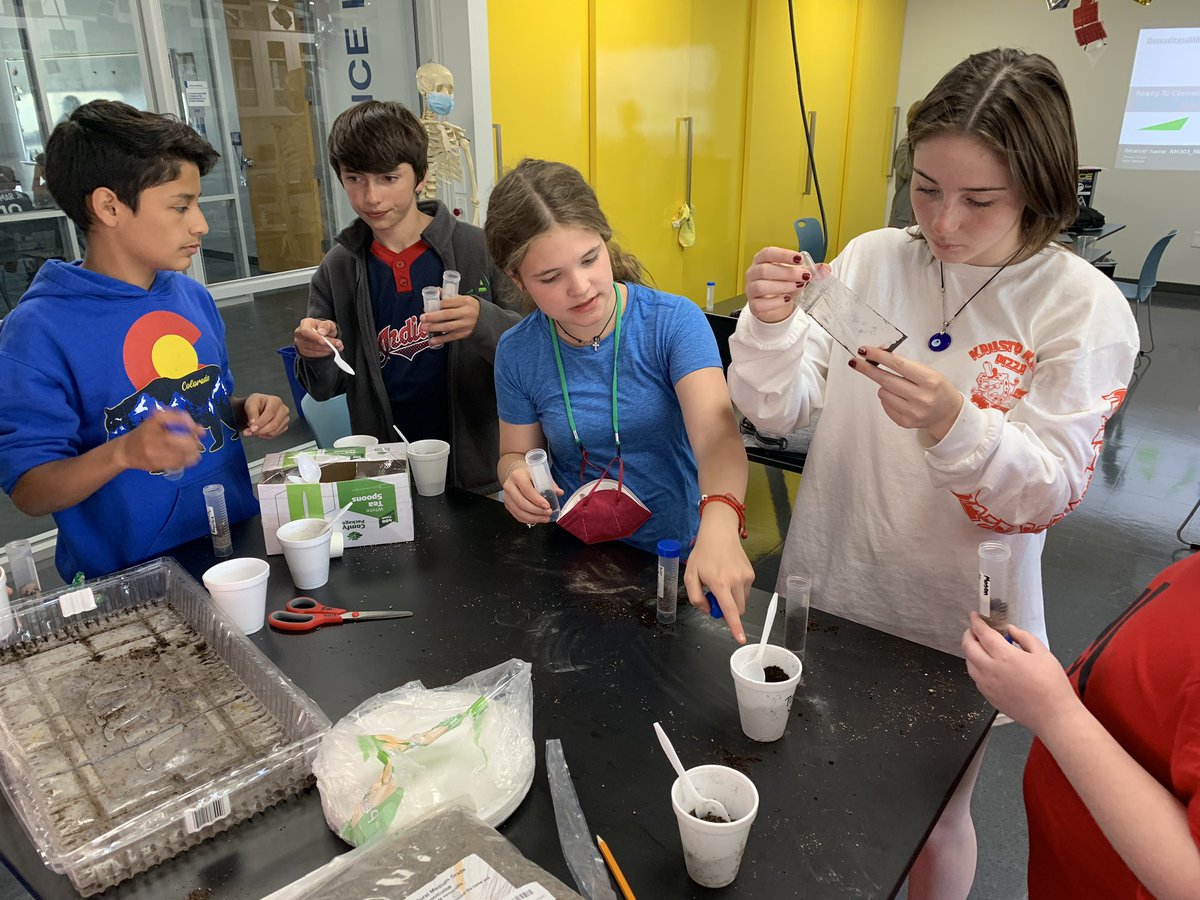 Great day in 7th grade planting alfalfa for <a href="/magnitudeio/">magnitudeio</a>’s #ExoLab-10 Carbon Farmer! We’ll see who made the best selections from the “soil salad bar” and grew the largest plant! Thank you to <a href="/SpaceStnExplore/">Space Station Explorers</a> for making this happen!