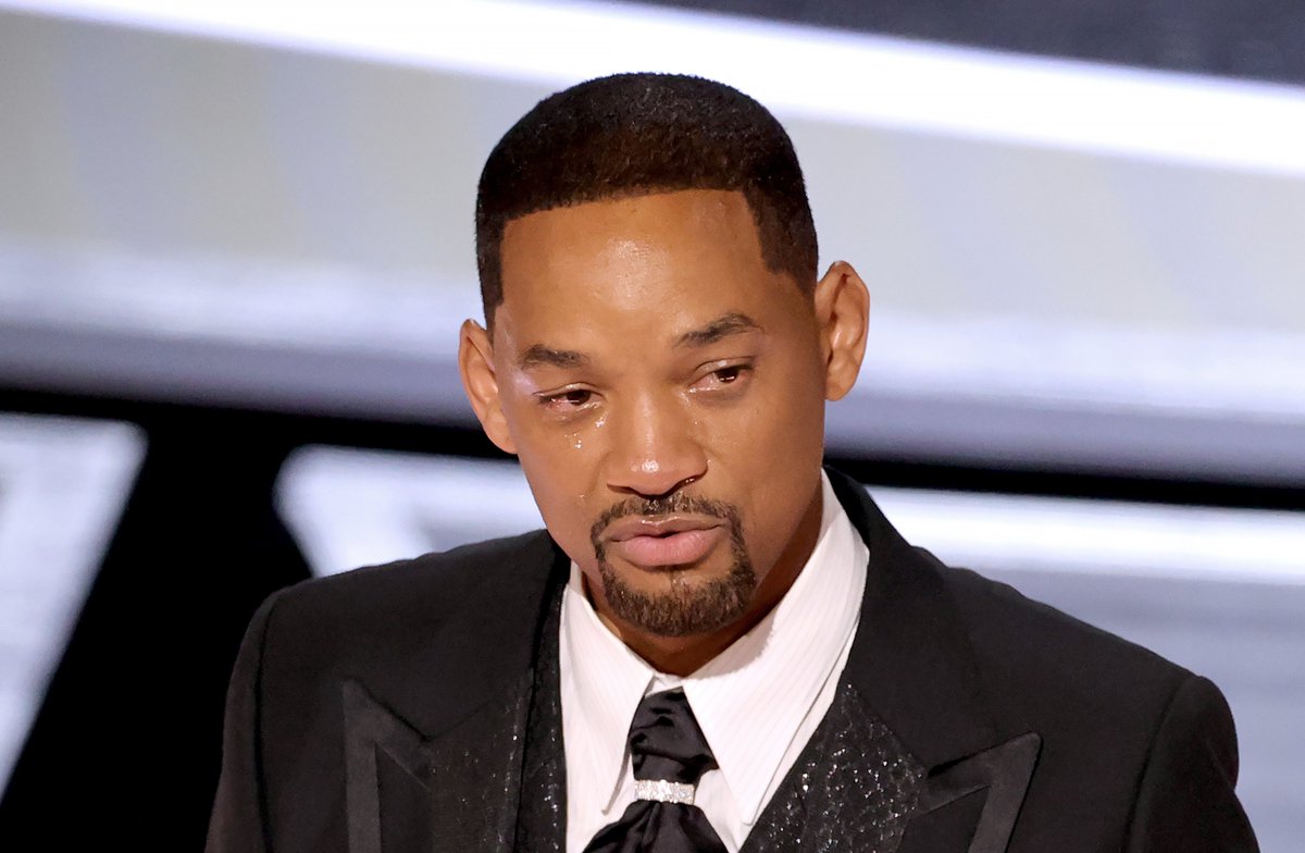 THR's tweet photo. "My actions...were shocking, painful, and inexcusable," said Smith, "I deprived other nominees and winners of their opportunity to celebrate and be celebrated for their extraordinary work" https://t.co/ee1TmcKdIT https://t.co/ttLrasTrXk