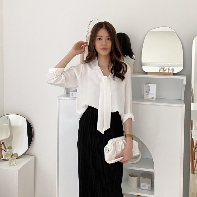 jajan_with_me's tweet photo. racun shopee: edisi rekomendasi outfit warna putih 🧚🏻

ㅡ a thread: https://t.co/LkowBUqBeC