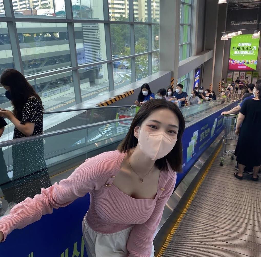 旅行いけなくてストレスたまってるのでエッチな事で発散したいな🐰
今日、明日都内でオフパコ出来る方DM下さい❤️
#裏アカ女子