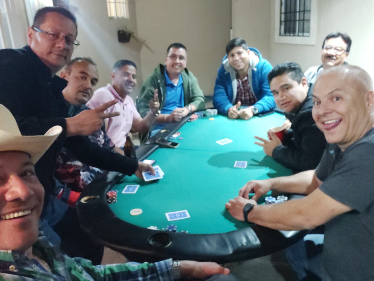 Gmosanchez7's tweet photo. @WPT @InesSainzG @AngelGuillen25 @santigoal @AztecaDeportes @Roycepr
@LynnGilmartin   SALUDOS DESDE EL BALBOACLUB CHIHUAHUA https://t.co/Pwr3rtVEGG