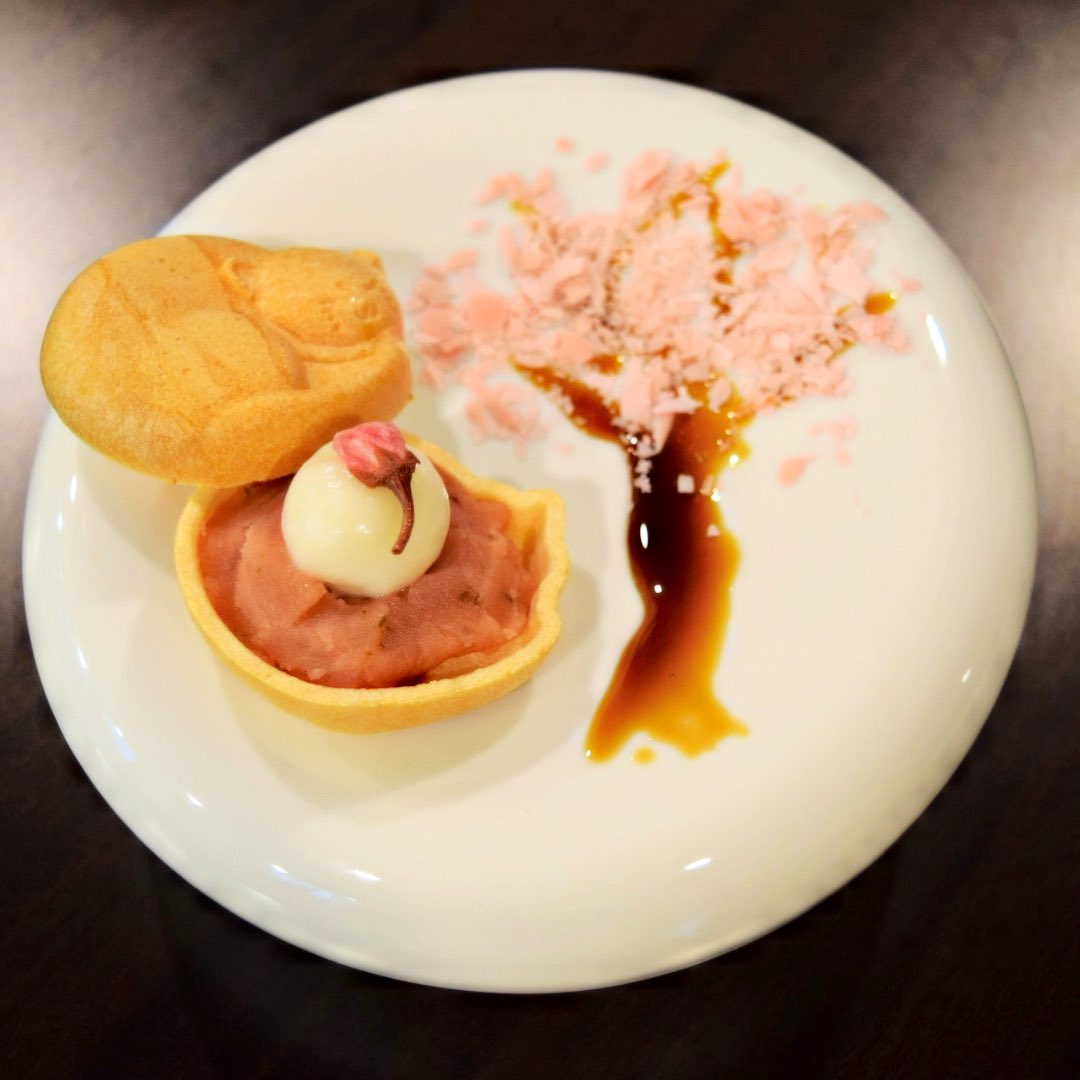 TERACAFESHIEN's tweet photo. 4.1のZIP!で紹介されました！！
期間限定🌸桜餅TERA MONAKAセット700円
増上寺の桜と東京タワーを眺めながら、当店こだわりの特上嬉野茶と一緒にいかがですか💕お待ちしています！
#寺カフェ #増上寺 #ZIP #貴島明日香 #期間限定 #和スイーツ #もなか #港区カフェ #東京カフェ https://t.co/M24pf7gF9p