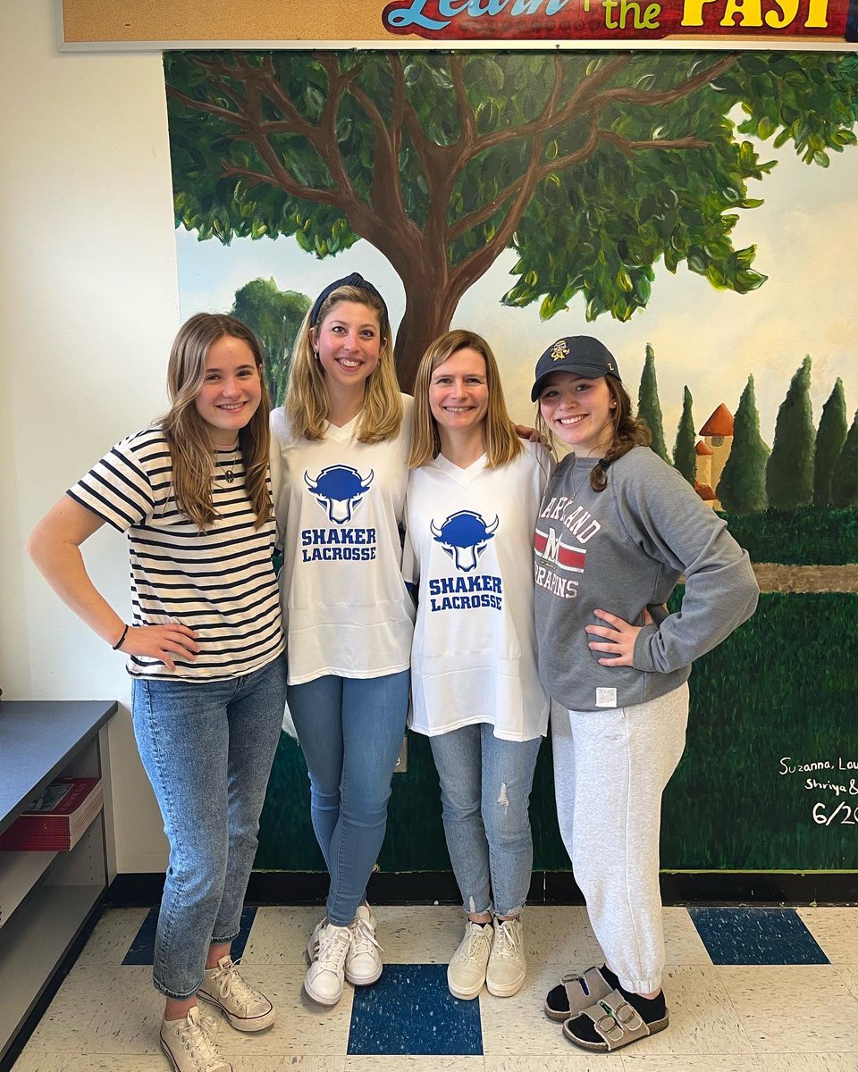 Bison_Caeruleus's tweet photo. Thank you @kearapapa28 for bestowing me with a Shaker Girl’s LAX jersey this week and with a beautiful card 💙🤍 and how special for Frau Connor and I to both be able to rep the team together! Gratias tibi ago!! @NCSD_WL_ENL @joepollo17 https://t.co/JRbjvRbHx9