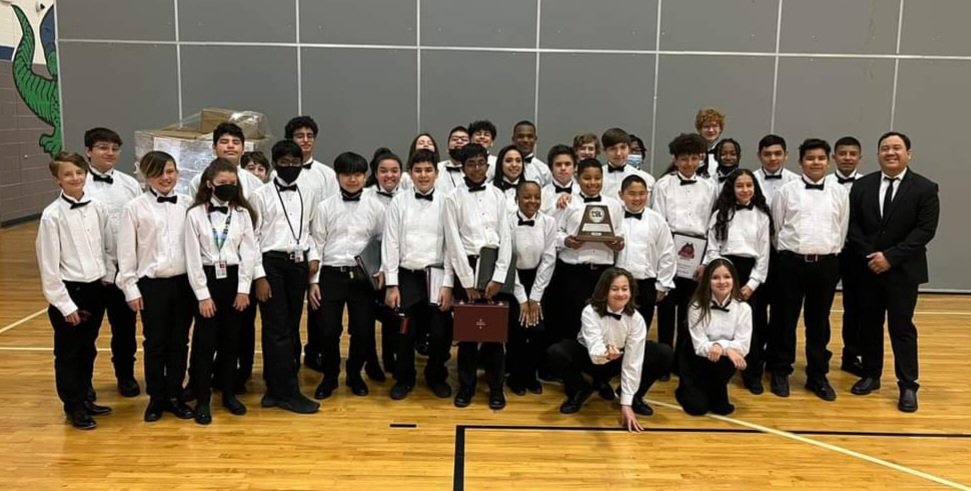 timberwolf_band's tweet photo. Congratulations to Concert Band and Honor Band!!! Both bands made a Sweepstakes at UIL Concert and Sight Reading Evaluation the past 2 days! Mrs. Maloy &amp; Mr. Andrada are so proud! https://t.co/vixpMliIG2