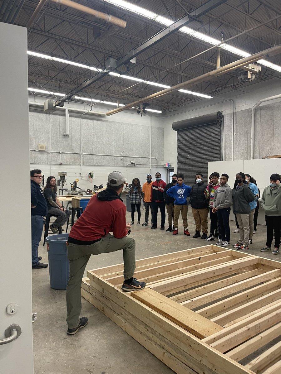 East Ridge Middle School (@eastridgems) on Twitter photo Today our 8th grade students toured the Future Ready Institutes at ERHS <a href="/ERpioneers/">East Ridge High</a> and was even able to get a sneak peak at the new field house!#pioneerpride <a href="/Caldwell4/">Christy Caldwell-Drake</a> Today our 8th grade students toured the Future Ready Institutes at ERHS <a href="/ERpioneers/">East Ridge High</a> and was even able to get a sneak peak at the new field house!#pioneerpride <a href="/Caldwell4/">Christy Caldwell-Drake</a>