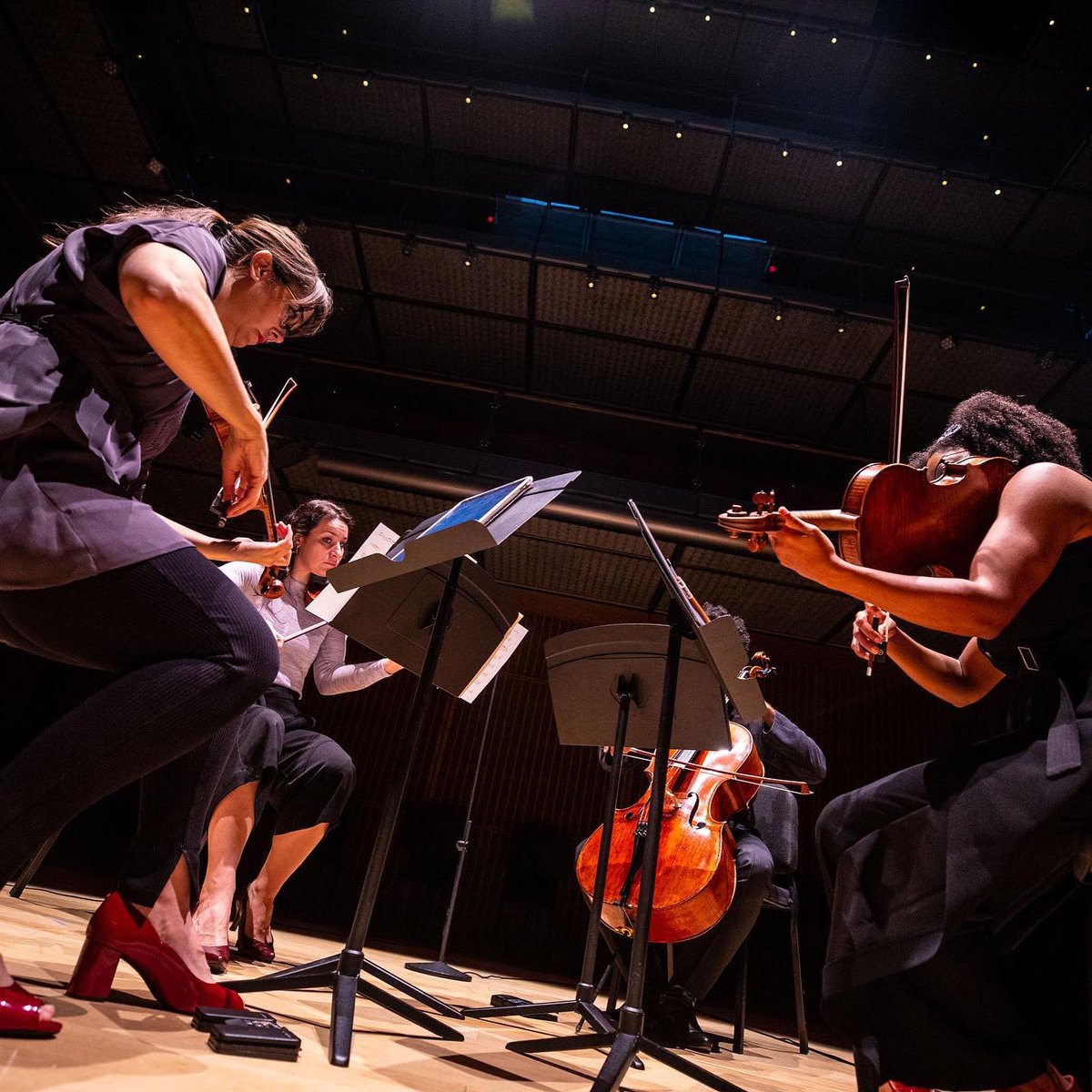 BMOPmusic's tweet image. .@BMOPmusic and @OdysseyOpera are proud to announce a partnership with @CastleSkins to create complementary engagement programs for the five-year initiative, #AsToldBy: History, Race, and Justice on the Opera Stage.

#BMOP #newmusic

📸/@CastleSkins Robert Torres &amp;amp; Todd McNeel