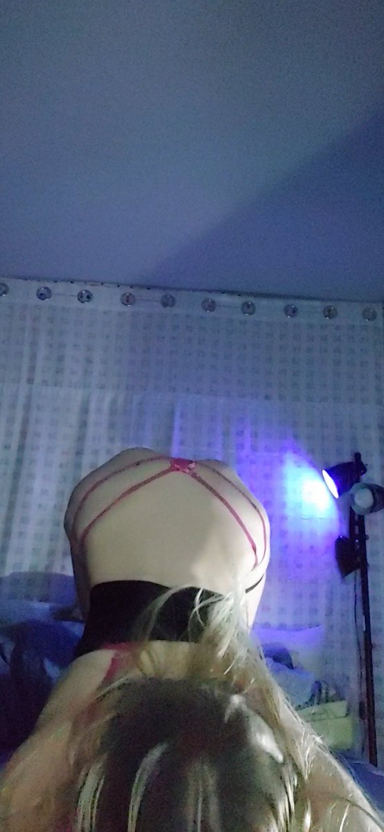 ValhallaGem's tweet photo. Strip tease video up for sale #sellingcontent https://t.co/gCSVlDTgjV