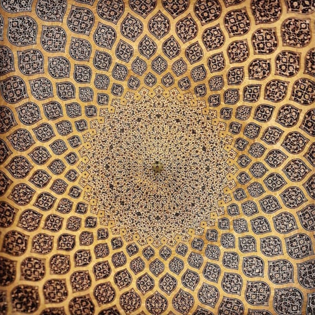 ausmazehanat's tweet photo. #RamadanMubarak to you all. Wishing you joy, peace, mindfulness, and the mercy of the All Merciful. Peace & sabr to our ummah during this holy month. 💚💚💚 #PrayersforPalestine #FreetheUyghurs #PrayersforSyria #PrayersforKashmir #PrayersforYemen https://t.co/NxQ92CduJx