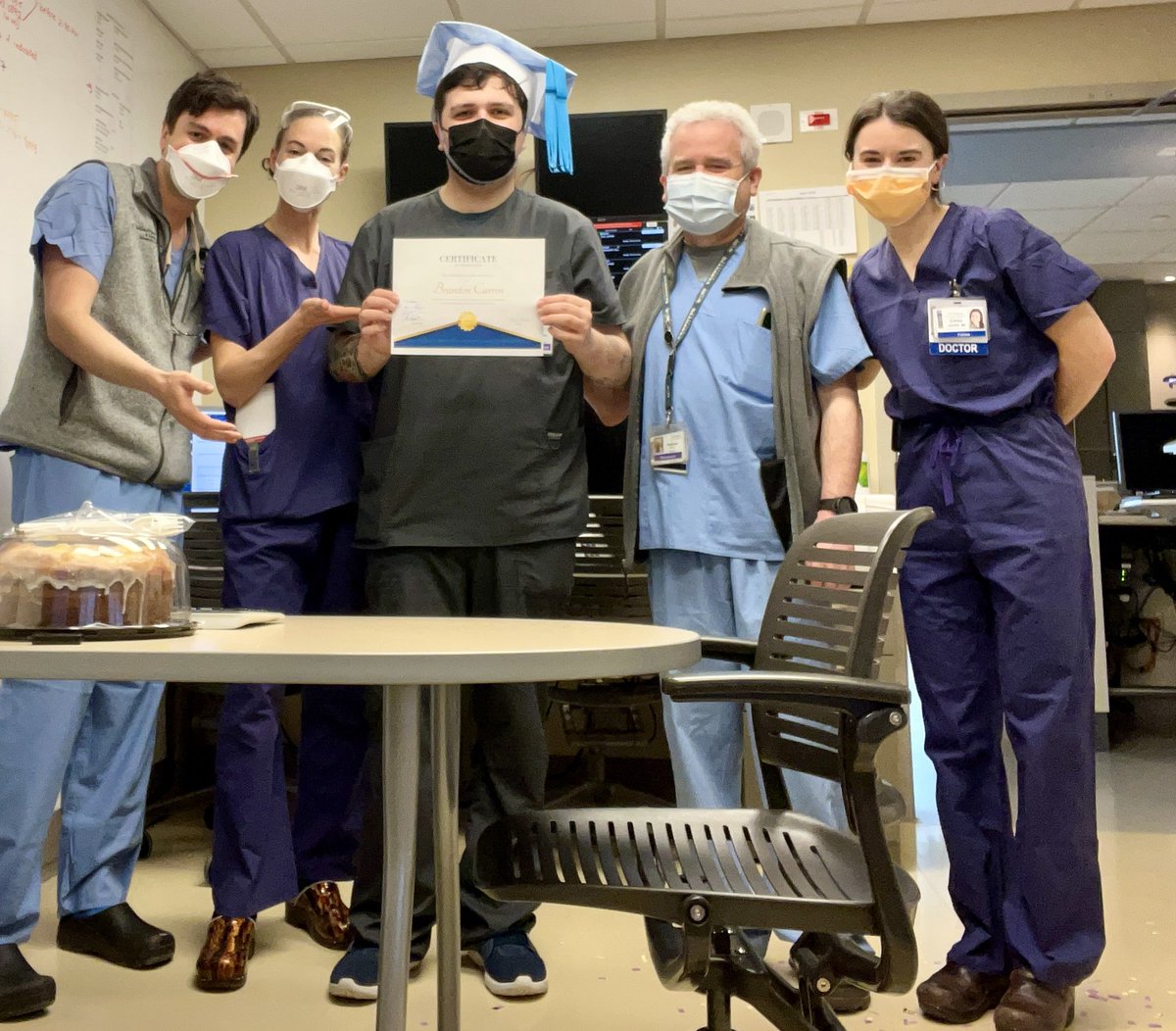 Sophia Hayes MD (@sophia_hayes_md) on Twitter photo On the fly 👨🎓 ceremony in the Onc/BMT ICU for the best pharmacy student ever! Complete with diploma, 50 cc 💉 confetti popper, and mortarboard. Yes, those tassels are made out of tourniquets!
Grateful for these wonderful friends, teachers, and colleagues 💫 <a href="/uwpccm/">UW PulmCritCareSleep</a> On the fly 👨🎓 ceremony in the Onc/BMT ICU for the best pharmacy student ever! Complete with diploma, 50 cc 💉 confetti popper, and mortarboard. Yes, those tassels are made out of tourniquets!
Grateful for these wonderful friends, teachers, and colleagues 💫 <a href="/uwpccm/">UW PulmCritCareSleep</a>