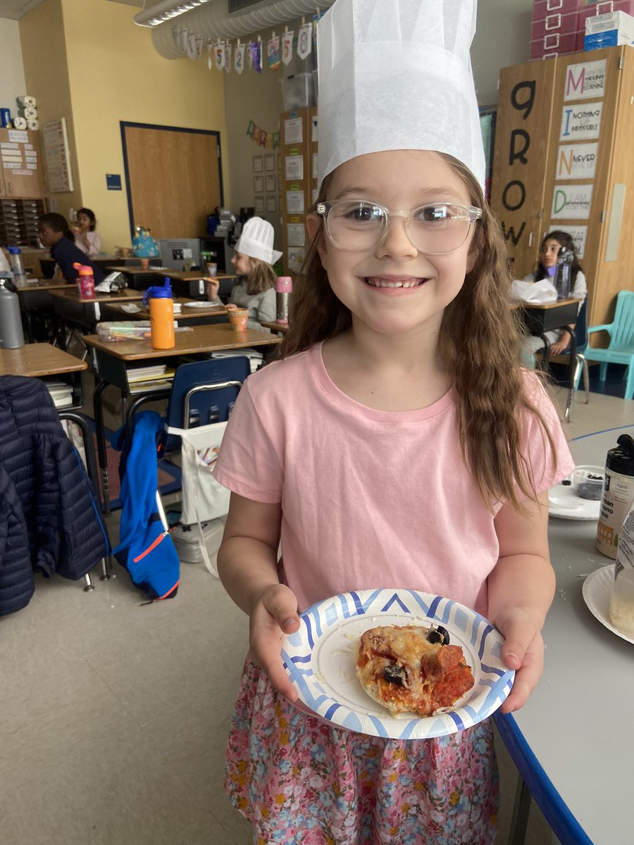 mrsdouglasatl's tweet photo. We wrapped up our integrated pizza unit by making our own pizzas! The kids worked so hard and had SO much fun during this unit. Safe to say this pizza loving teacher had a great time too 😉🍕 #STEMifySPARK @STEMbieda @sarapruett5 https://t.co/XdtzF5xEON