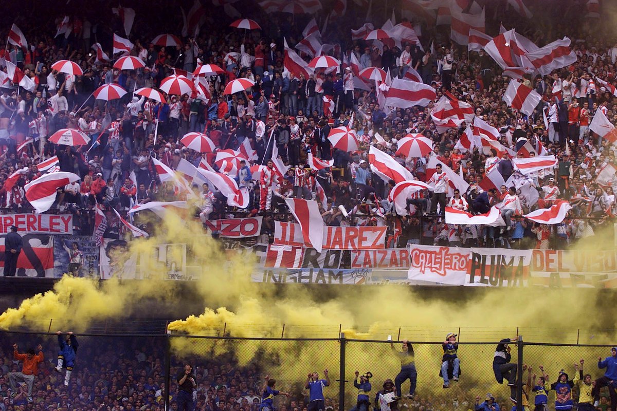 River Plate
Año: 2004
Cancha: Boca Juniors
Rival: Boca Juniors