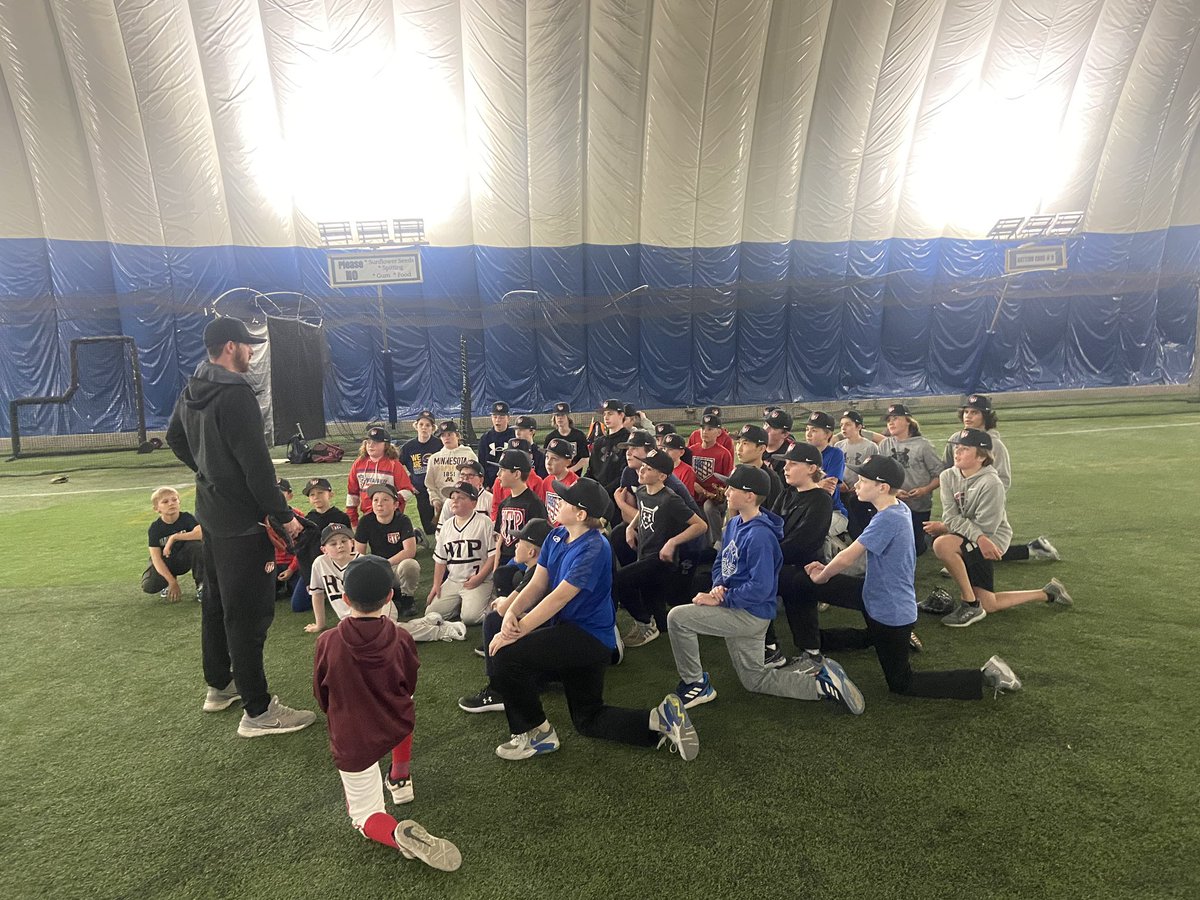 HTPacademy's tweet image. Dome time for 9U,11U,13U. One step closer to Kokomo,IN &amp;amp; @Bullpenevents April 8-10th. #RollRaps #DevelopmentFirst
