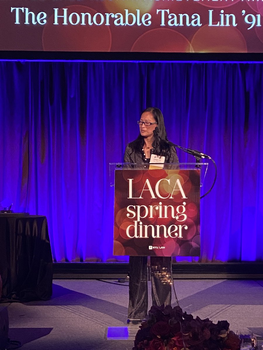 nyuLACA's tweet photo. The amazing and Honorable Tana Lin (‘91) of the United States District Court of the Western District of Washington accepting her @nyulaw @nyuLACA Distinguished Alumni Achievement Award. #LiftAsWeClimb #NYULacaSpringDinner2022 https://t.co/nLR6QnxZU4