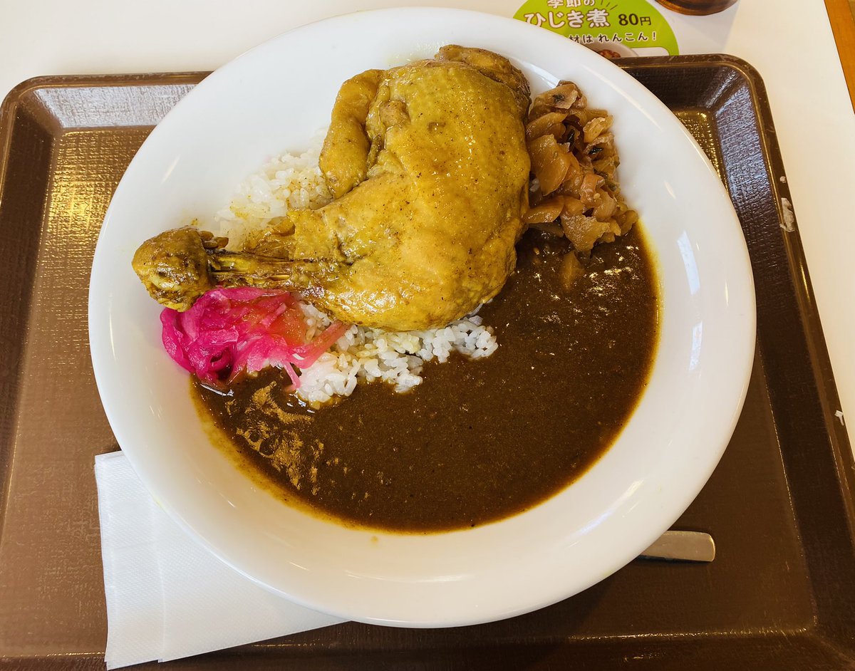 shoonenhei's tweet photo. 久しぶりの朝ごはん
ほろほろチキンカレー頂きます😋 https://t.co/ZfRCJdXEyB