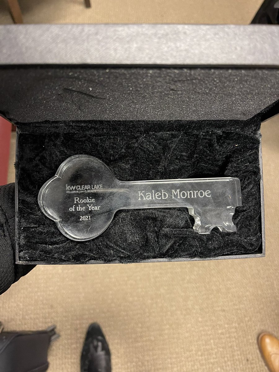 KalebRMonroe's tweet photo. 2021 Rookie of The Year 🤠 https://t.co/bdA0nVuxbw