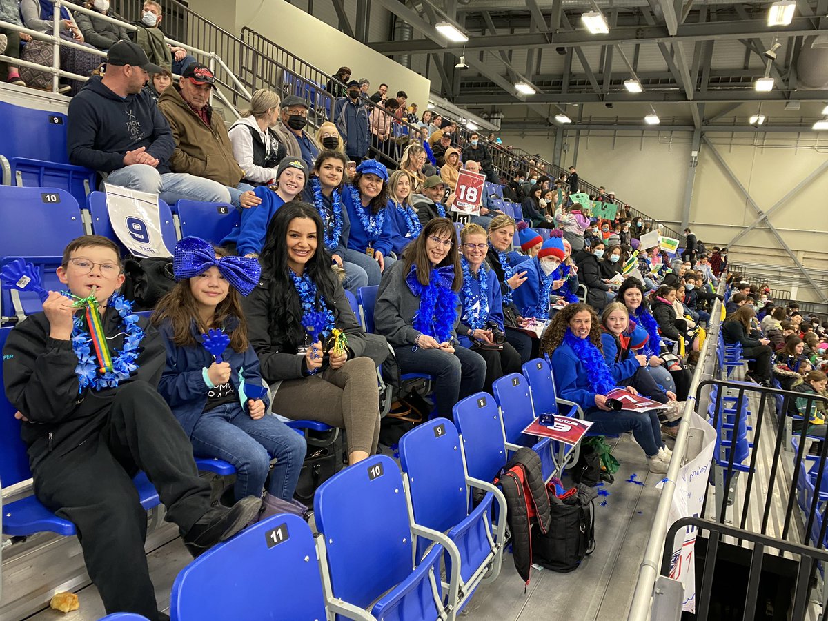 CalgaryU14AA2's tweet photo. Heading into game two at Westerns! Ready to play hard and these “fans fans in the stands”are ready to cheer! #blueringette #heygoblue #ringetteab #aarongette #wcrc2022regina #wcrc2022 https://t.co/3tAySiB6EL