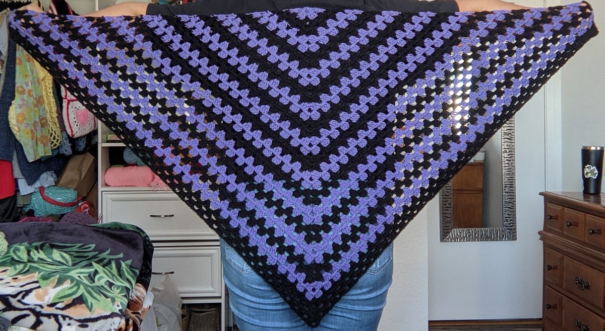 ElliettesH's tweet photo. Making my return with 2 larger projects. Purple and black triangle shawl selling for $40 and tri-colored throw blanket for $60. DM for extra details and specifics, will not be listed on Etsy! Prices do not include shipping cost if shipping is needed! https://t.co/NtsKQJ9Nco