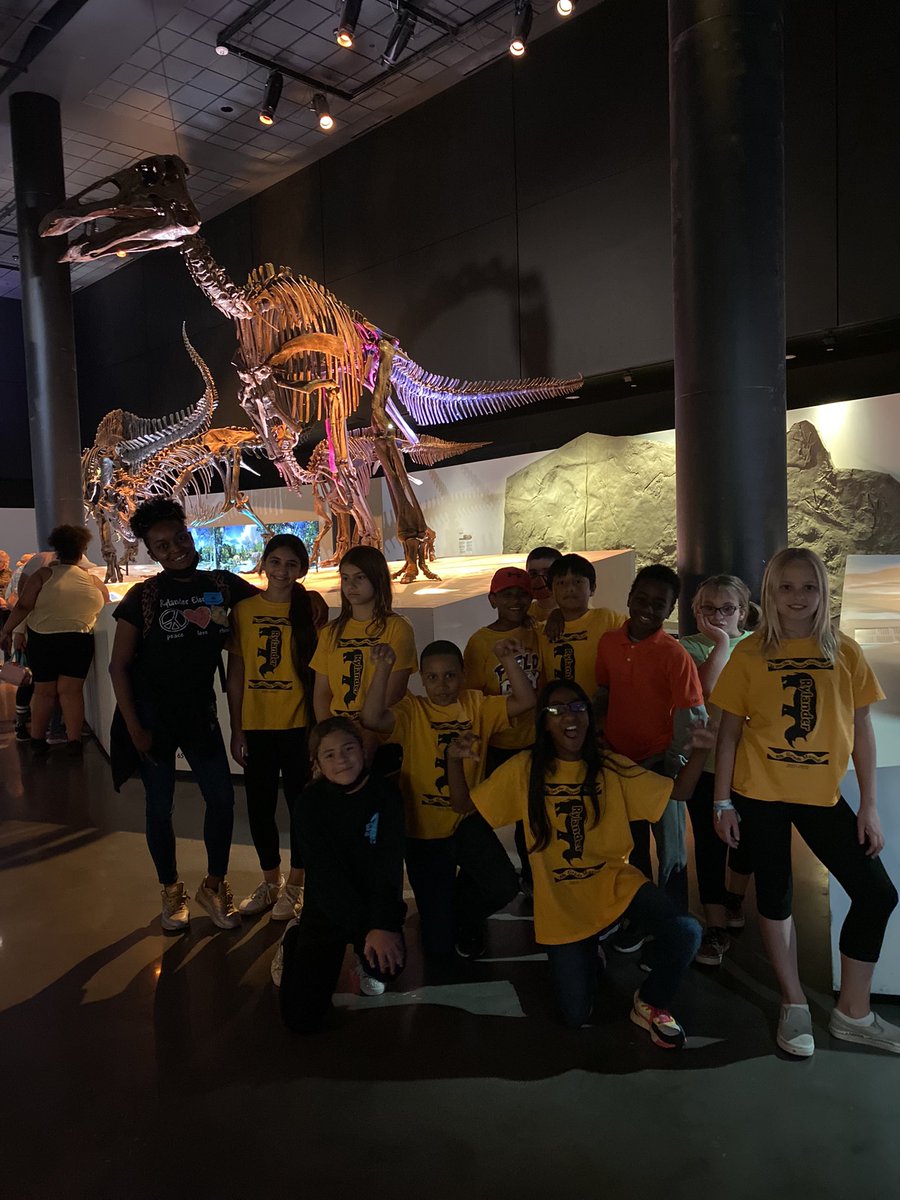 ms_c_carey's tweet photo. This is us. It was a beautiful day to have a beautiful day.

#HMNS 
#KatyISD
#STEM
#RREPride https://t.co/JjCHF4rSa3
