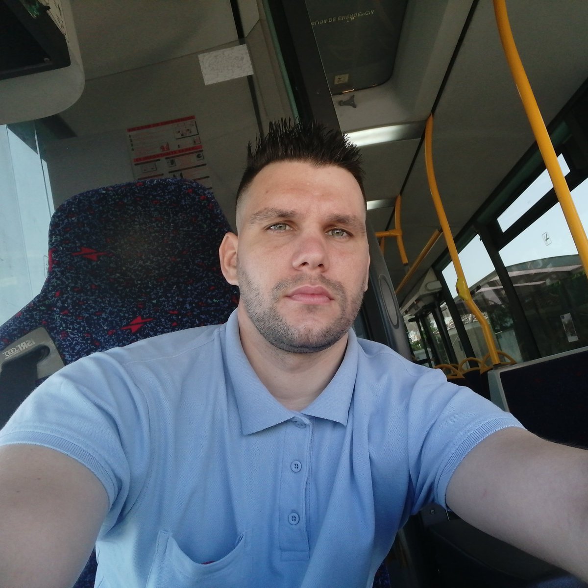 Darcko1994's tweet photo. #NuevaFotoDePerfil https://t.co/GmQZbM0lqS