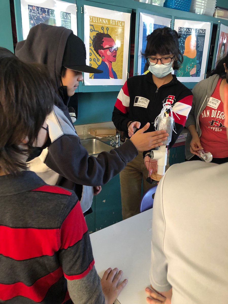 walshra4's tweet photo. Visit from scientists in SDSU’s Physics Masters Program. #gainingEmSTEAM @EmSTEAMCVUSD So much fun!!! #astronomy #science https://t.co/p9hVh9mHhO