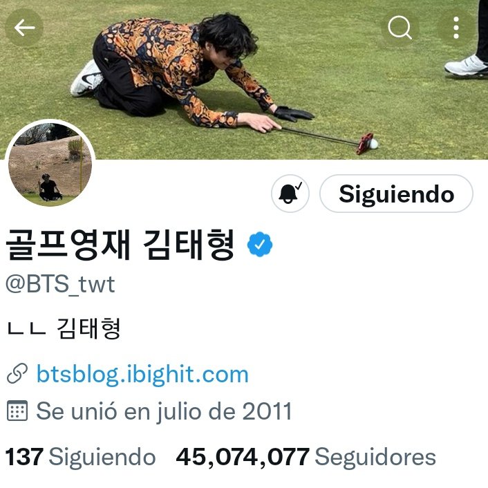 mearmyt's tweet photo. @BTS_twt @McIlroyRory 😆😂 https://t.co/1UrcioDsNm