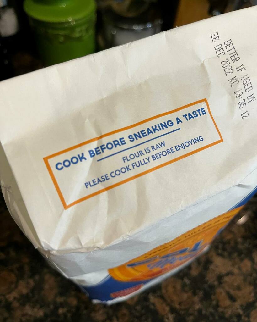 evilrobot's tweet image. Mmmmm….raw flour….. instagr.am/p/Cb0_Lj5vAOcV…