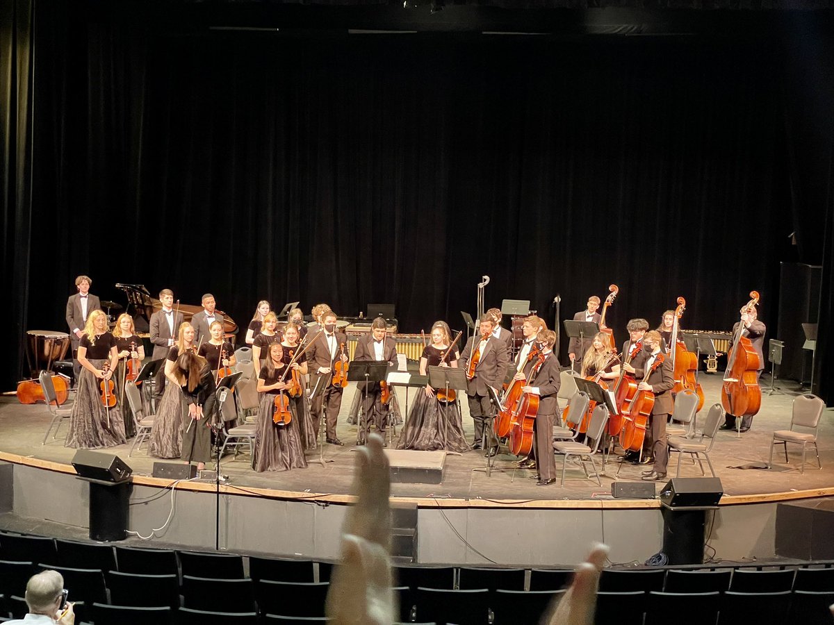 skyviewstormwa's tweet photo. Skyview Orchestra sounded outstanding this morning, at the @WorldStrides festival in Anaheim! #SHSTogether #ArtsAreCore #Orchestra #Disneyland https://t.co/HwB94DTSCE