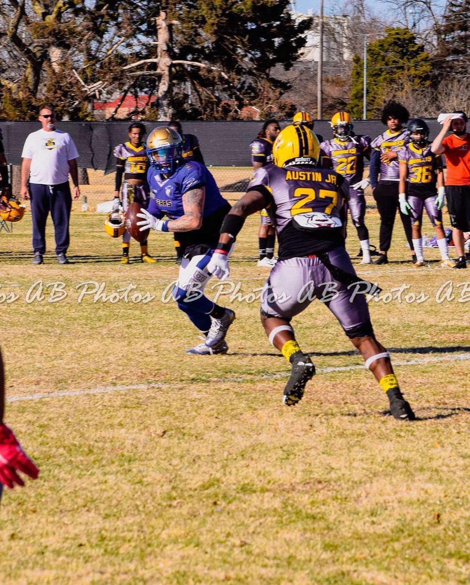tj_austin21's tweet photo. Please take your chance on me I’m hungry💯 https://t.co/qRD7p9GiLl