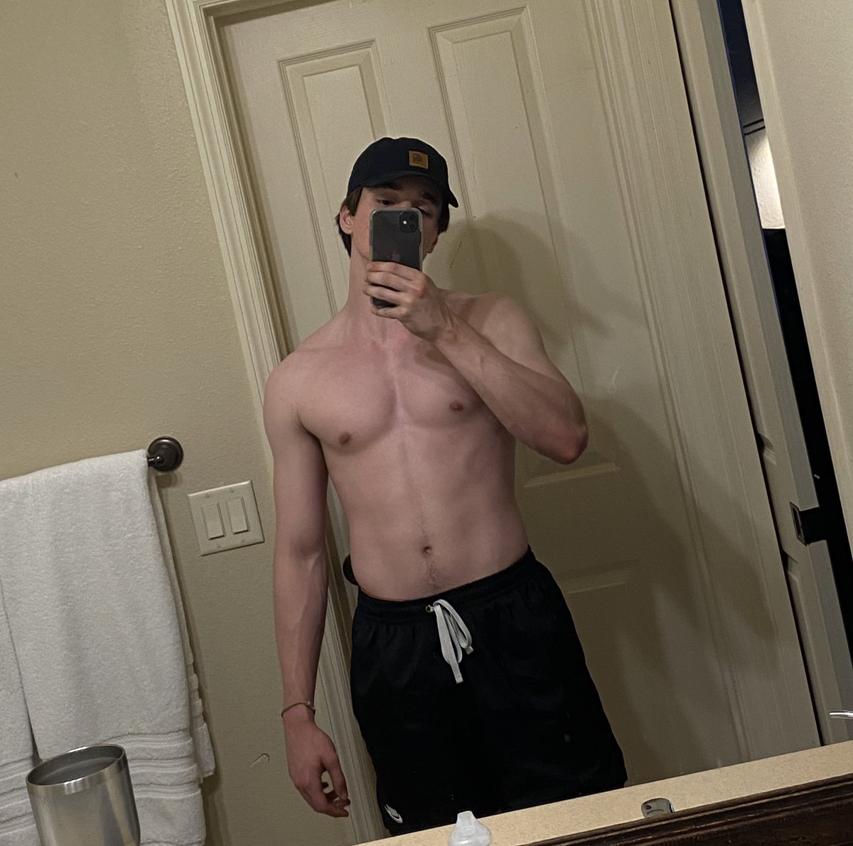 +25 pounds in 2 months. back to where i was before competing. happy with the progress so far. 😄
