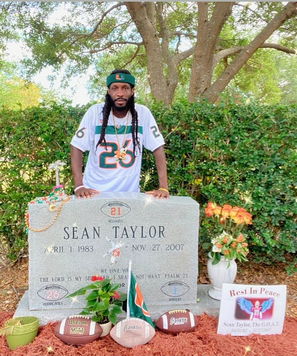 HAPPY BIRTHDAY 
🕊SEAN TAYLOR 🕊
#CANESFAMILY #CANES4LIFE #LOYALTY #METRORAILBOYZ